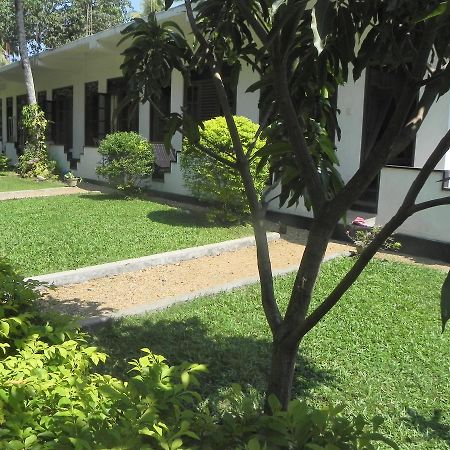 Rainbowswell Beach Resort Unawatuna Εξωτερικό φωτογραφία